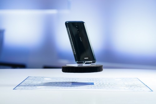 Vivo-APEX-2019---4c8124455ae0cc9e2.jpg
